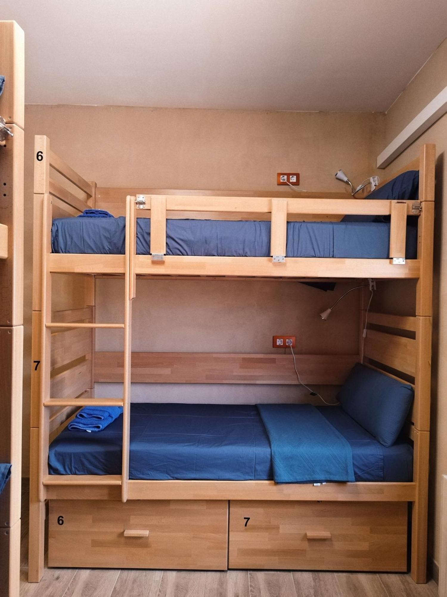 La Calma De Pamies Hostel Balaguer Buitenkant foto
